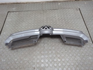 Решетка радиатора, ориг. номер 1K0853655A, Volkswagen Golf 2003-2009