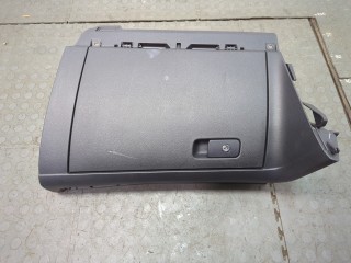 Бардачок (вещевой ящик), ориг. номер 561857114D82V, 561857101C82V, Volkswagen Passat (USA)