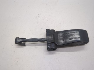 Ограничитель двери левый задний, ориг. номер 5E3839203, 5E3839267, Skoda Octavia (A8)