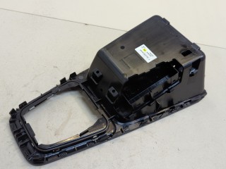 Рамка под кулису, ориг. номер 5E8863212D, Skoda Octavia (A8)