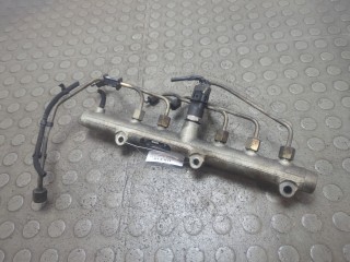 Рампа (рейка) топливная, ориг. номер 0445214061, 314004A010, KIA Sorento BL 2002-2006