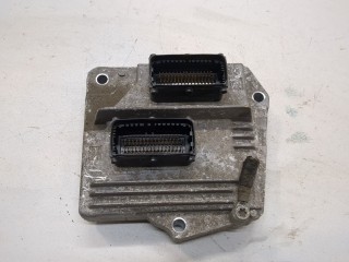 Блок управления двигателем, ориг. номер 55561172, Opel Astra 1998-2009