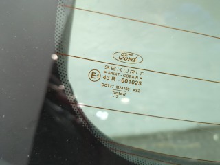 Крышка (дверь) багажника, Ford Focus 2001-2005