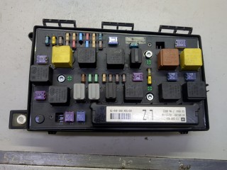 Блок предохранителей, ориг. номер 13285621, 13206746, 93184656, Opel Astra 1998-2009