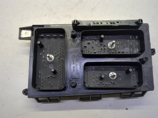 Блок предохранителей, ориг. номер 13285621, 13206746, 93184656, Opel Astra 1998-2009