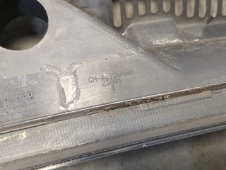 Жабо под дворники (дождевик), ориг. номер 1J1819415B, Volkswagen Golf 4 1997-2006