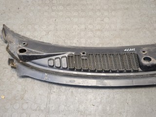 Жабо под дворники (дождевик) левое, Land Rover Freelander 1 2003-2006