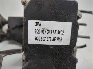 Блок АБС, насос (ABS, ESP, ASR), ориг. номер 6Q0907379AF, Volkswagen Polo 2005-2009