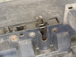 Рамка передняя (телевизор), ориг. номер 1K0805588T, Volkswagen Golf 1997-2006