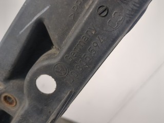 Рамка передняя (телевизор), ориг. номер 1J0805588T, Volkswagen Golf 4 1997-2006