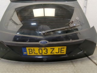 Крышка (дверь) багажника, Ford Focus 2001-2005