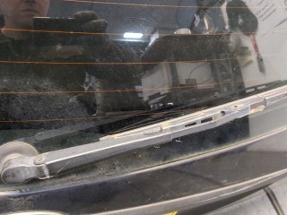 Крышка (дверь) багажника, Ford Focus 2001-2005