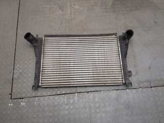 Радиатор интеркулера, ориг. номер 5Q0145803D, Volkswagen Tiguan 2016-2021