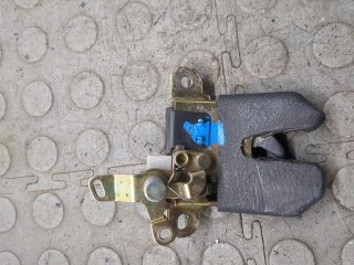 Замок багажника, ориг. номер 3B5827505M, Volkswagen Passat 2000-2005