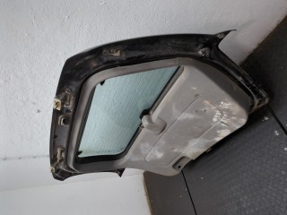 Стекло заднее, KIA Sorento BL 2002-2006