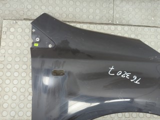 Крыло правое переднее, ориг. номер F31009U0M0, Nissan Note E11 2005-2008
