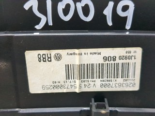 Щиток приборов (приборная панель), ориг. номер 1J0920806, Volkswagen Golf 4 1997-2006