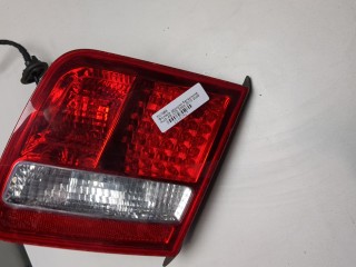 Фонарь крышки багажника правый, ориг. номер 4E0945094G, Audi A8 2007-2010
