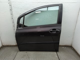 Стекло боковой двери левое переднее, Toyota Yaris 2005-2009