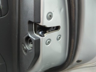 Стекло боковой двери правое заднее, Infiniti QX56 2010-2013