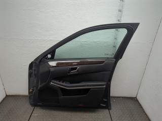 Стекло боковой двери правое переднее, Mercedes E W212 2009-2013