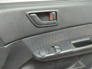 Стекло боковой двери правое переднее, Hyundai Getz 2005-2011