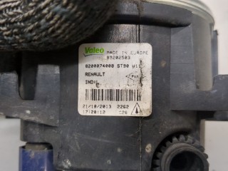 Фара противотуманная (галогенка) левая, ориг. номер 8200074008, Renault Megane 2008-2014