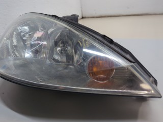 Фара (передняя) правая, Ford Focus 2001-2005