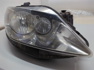 Фара (передняя) правая, Seat Ibiza 2008-2012