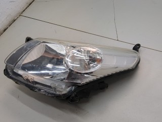 Фара (передняя) левая, Toyota Urban Cruiser 2008-2014