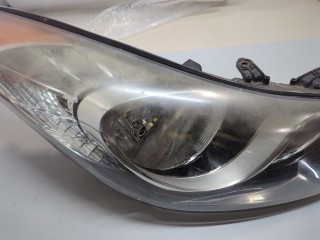 Фара (передняя) правая, Hyundai Elantra 2010-2014