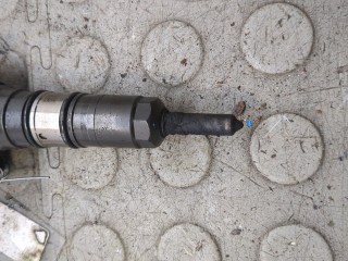 Форсунка топливная, ориг. номер 03G130073S, 000130073SX, Volkswagen Passat 2005-2010