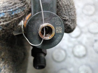 Форсунка топливная, ориг. номер 0445110256, 338002A400, Hyundai Getz 2005-2011