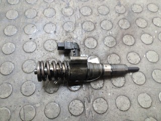 Форсунка топливная, ориг. номер 03G130073S, 03G130073SX, Volkswagen Passat 2005-2010