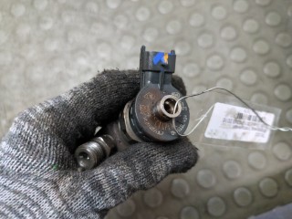 Форсунка топливная, ориг. номер 0445110414, 4423182, 95523168, Opel Vivaro 2014-2019