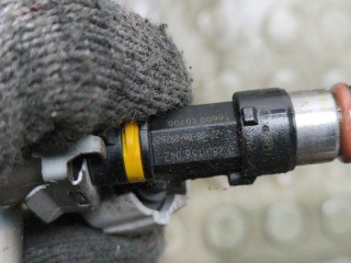 Форсунка топливная, ориг. номер 16600CD70A, 17521AC700, Nissan Murano 2002-2008