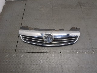Решетка радиатора, Opel Zafira B 2008-2014