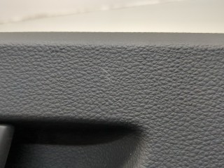 Бардачок (вещевой ящик), Audi Q5 2017-2020