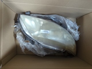 Кронштейн фары правый, Toyota Corolla 2006-2010
