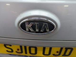 Крышка (дверь) багажника, KIA Venga 2009-2014