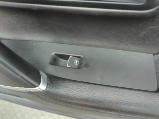 Замок двери правый передний, Volkswagen Passat CC 2008-2012