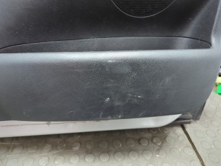 Стекло форточки двери левое переднее, Peugeot 207 2006-2009