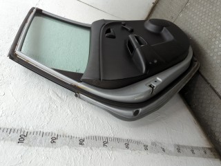 Стекло боковой двери левое заднее, KIA Venga 2009-2014