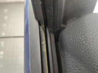 Стекло боковой двери правое переднее, Ford C-Max 2007-2010