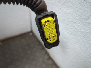 Стекло боковой двери левое заднее, Renault Clio 2003-2013