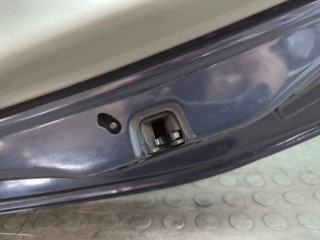 Стекло боковой двери правое заднее, Renault Clio 2003-2013
