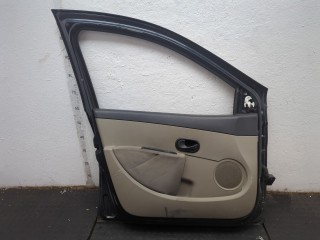 Стекло боковой двери левое переднее, Renault Clio 2003-2013