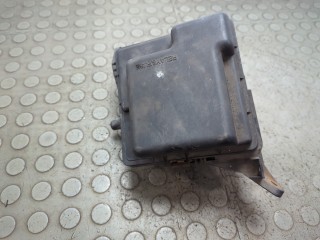 Блок предохранителей, Toyota Prius 2000-2003