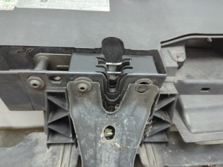 Замок капота, Volkswagen Golf 6 2008-2012