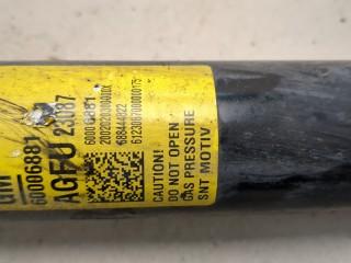 Амортизатор подвески левый задний, ориг. номер 60006881, Buick Encore GX 2023-2026